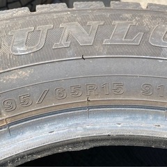 DUNLOP 195/65R15 24年製＋23年製　冬タイヤの画像
