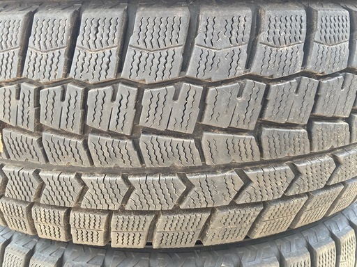 DUNLOP 195/65R15 24年製＋23年製　冬タイヤ