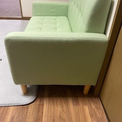 ソファの画像