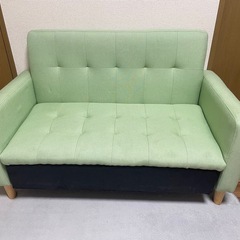 ソファの画像