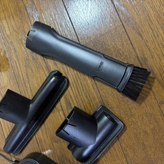 最終値下げ！！　シャーク shark ハンディ掃除機 の画像