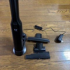 最終値下げ！！　シャーク shark ハンディ掃除機 の画像