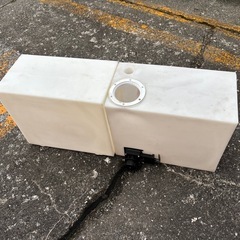 給水タンク　集水タンク　キッチンカータンク　40L 2個セットの画像