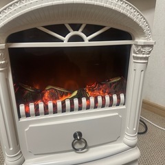 ニトリ　暖房ヒーターの画像