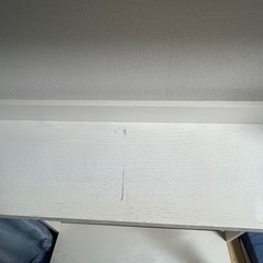 白い収納棚の画像
