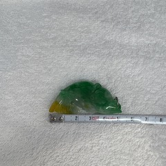 翡翠 魚型ルース 約5.5cmの画像