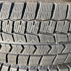DUNLOP 195/65R15 23年製　スタッドレスタイヤ　4本の画像