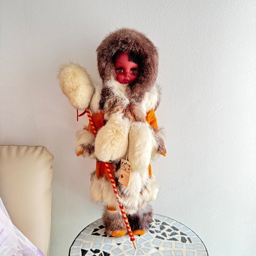 カナダ現地購入品 エスキモーガール 人形 アンティーク雑貨32cm カナダ現地購入！エスキモー人形 アンティーク