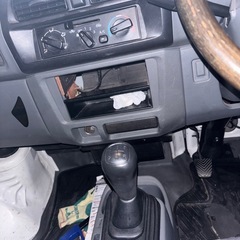 ミニキャブトラック　4WD  5MTの画像