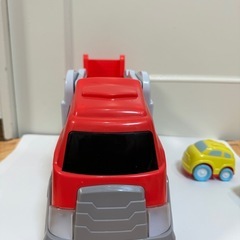 美品 カーキャリア おもちゃ 車付きの画像