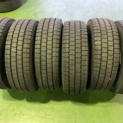 ダンロップLV01  スタッドレス　225/70R16の画像