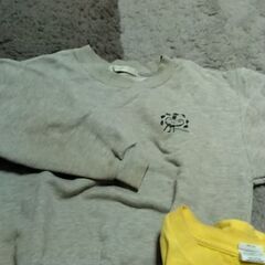 ひだまりこども園　Tシャツとトレーナーの画像