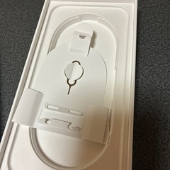 iPhone 16e空箱の画像