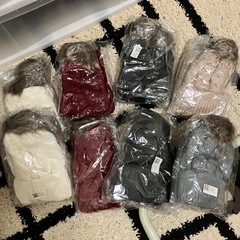 【新品未使用】親子ペアニット帽　親子　ケーブルニット　ペアルック　帽子　1個の値段　の画像