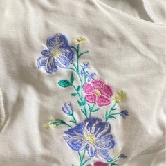 クイーンズコート　花柄　ノースリーブの画像