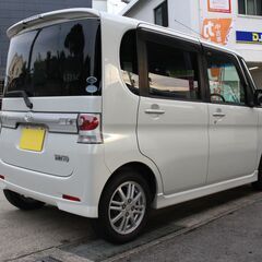 走行距離11.8万キロ！!車検満タン！ 平成22年 タントカスタム　 左パワスラ　ナビ　BTオーディオ　　パールの画像