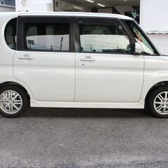 走行距離11.8万キロ！!車検満タン！ 平成22年 タントカスタム　 左パワスラ　ナビ　BTオーディオ　　パールの画像