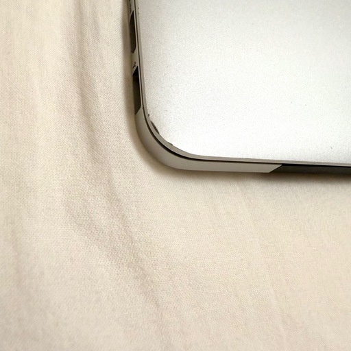 MacBook pro  ノートパソコン　13inch 8GB 256KB 2015年