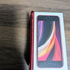 美品 iPhone SE2 64GB （PRODUCT）RED SIMフリーの画像
