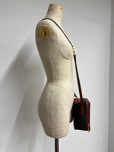 BALLY バリー　ショルダーバッグ ヴィンテージBロゴ　ゴールド金具 BALLY バリー ショルダーバッグ ヴィンテージBロゴ ゴールド金具