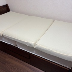 シングルベッド　マットレストッパーの画像
