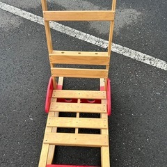 折りたたみ　木のソリ　雪上用歩行器の画像