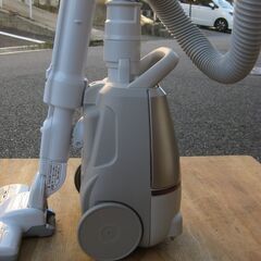 ★日立　 紙パック掃除機 　CV-KP90G　  2020年製　  美品の画像