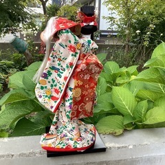 昭和レトロ　日本人形　兜　着物　舞妓　外国土産　ヴィンテージ　時代物の画像