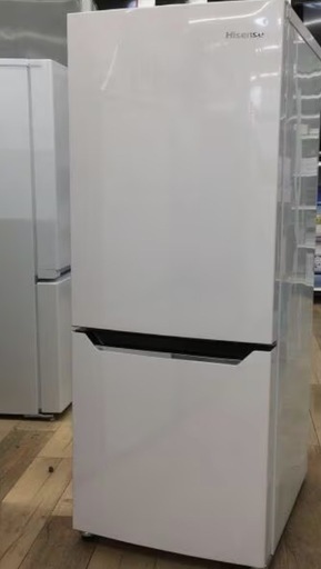 冷蔵庫【配達無料お届け設置出来ます?都内近郊?】✨人気のHisense製❄️自動霜取り機能付❄️✨除菌クリーニング済の極美品✨他にも冷
