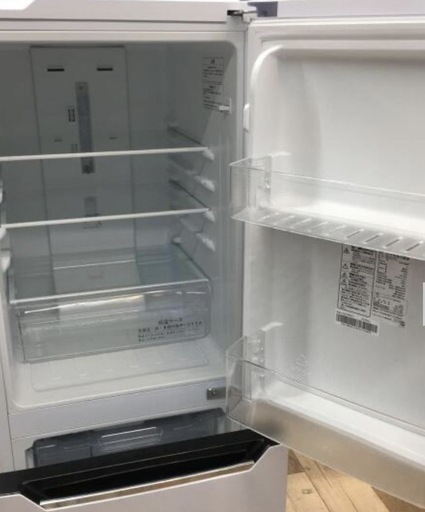 冷蔵庫【配達無料お届け設置出来ます?都内近郊?】✨人気のHisense製❄️自動霜取り機能付❄️✨除菌クリーニング済の極美品✨他にも冷