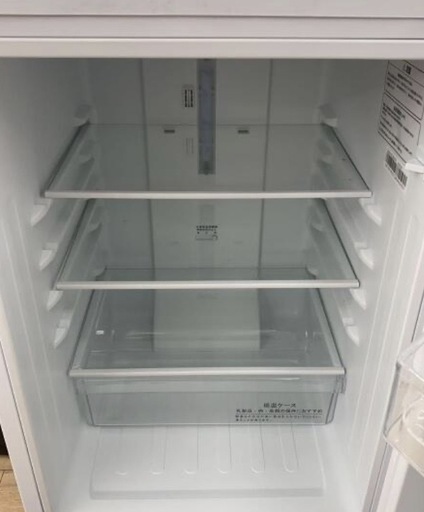 冷蔵庫【配達無料お届け設置出来ます?都内近郊?】✨人気のHisense製❄️自動霜取り機能付❄️✨除菌クリーニング済の極美品✨他にも冷
