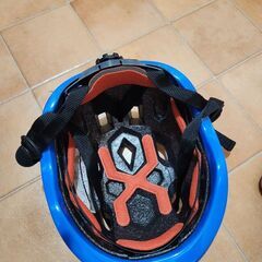 幼児 自転車用ヘルメット(トーマス)の画像