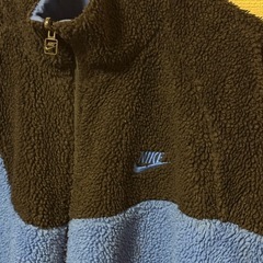 NIKE リバーシブル フリースボアジャケットの画像