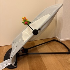 ベビービョルン　バウンサー【木製トーイ付き】の画像