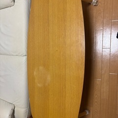 折り畳みテーブルの画像