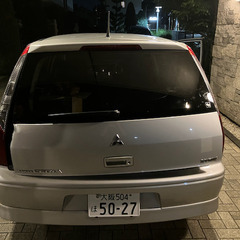 [再出品] 三菱 ランサーセディアワゴン リアハッチ歪みの画像