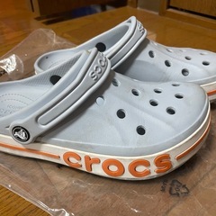 crocs の画像