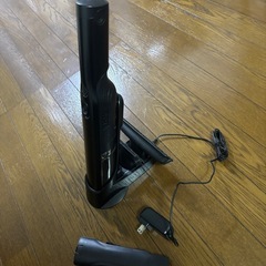 最終値下げ！！　シャーク shark ハンディ掃除機 の画像