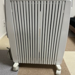デロンギオイルヒーター TDDS0915BLの画像