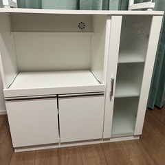 カップボード＆ラックの画像