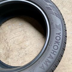 【スタッドレス】YOKOHAMAタイヤ iceGUARD iG60 215/55R17 94Q M+S 中古タイヤ4本セットの画像
