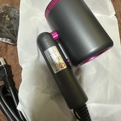 新品　ドライヤー　折りたたみ　マイナスイオン　の画像