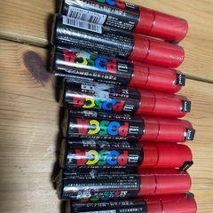 POSCA 赤色マーカー 10本+1本おまけの画像