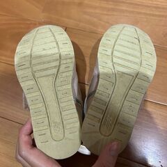 new balance スニーカー 15.5cm ピンク　ニューバランスの画像