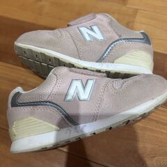 new balance スニーカー 15.5cm ピンク　ニューバランスの画像