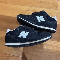 New Balance スニーカー 15.5cm 黒 ニューバランスの画像