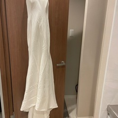 ウエディングドレス　ブーケの画像