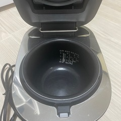 SHARP IH炊飯器 KS-HF05B（0.54L／3合炊き）動作良好の画像