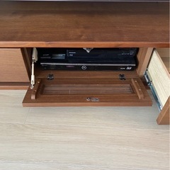 テレビ台　脚付きの画像