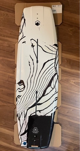 ウェイクボード　リキッドフォース　RDX 138 割れあり